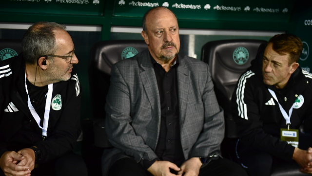 Μπενίτεθ: «Το ματς είχε πολλές καθυστερήσεις, πρέπει να τελειώνουμε καλύτερα τις ευκαιρίες μας», βίντεο