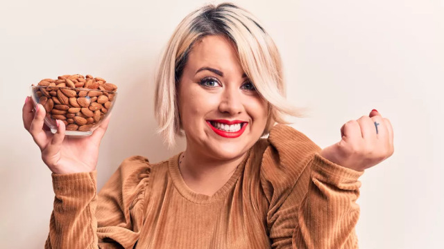 Ο πολύτιμος καρπός που νικά την άνοια, θωρακίζει την καρδιά και ομορφαίνει το δέρμα