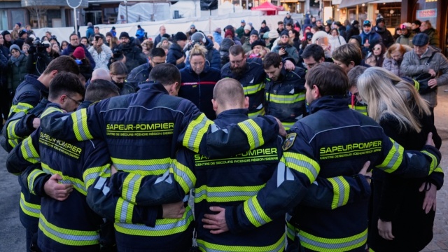 Κατέθεσε στην αστυνομία ο επικεφαλής της Πυροσβεστικής για τη φονική πυρκαγιά στο Κραν Μοντανά 