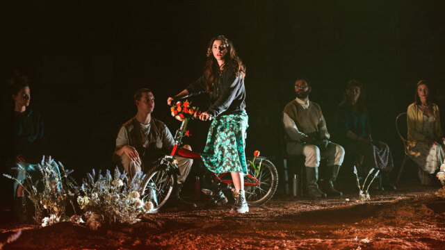 Ο Γιώργος Κουτλής συστήνει τη «γενιά του τώρα» στην νέα του παράσταση «Αντιγόνη»