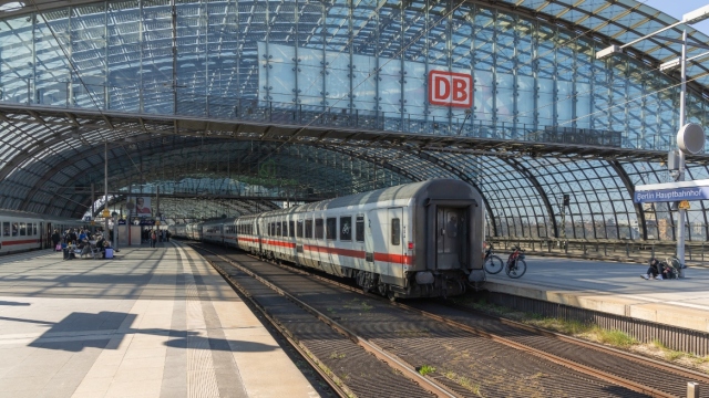 Σε κυβερνοεπίθεση οφείλονται τα προβλήματα στις ιστοσελίδες των Γερμανικών Σιδηροδρόμων