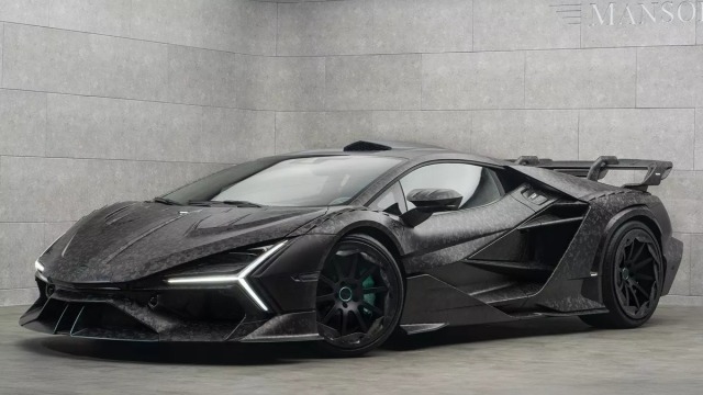 Η Mansory μεταμορφώνει την Lamborghini Revuelto