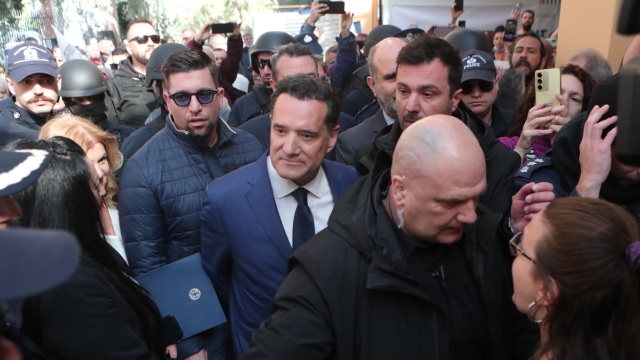 Βουλή: Αντιπαράθεση για τα επεισόδια στο Γενικό Κρατικό Νίκαιας