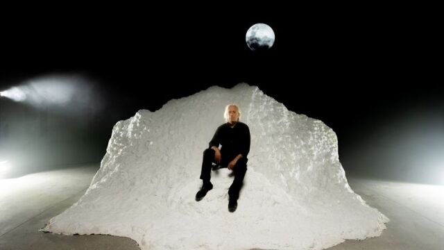 Γιάννης Αγγελάκας: Μεταμορφώνεται σε «Μικρό Πρίγκιπα» στη σκηνή της Στέγης 