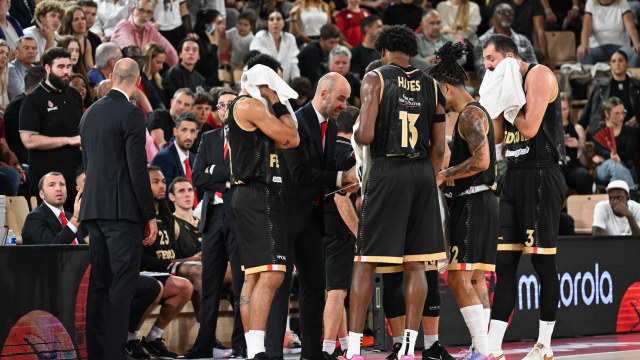 Γλίτωσε το κάζο στο Leaders Cup η Μονακό, 90-89 το Στρασβούργο, η αγκαλιά του Σπανούλη με τον Τόνι Πάρκερ 