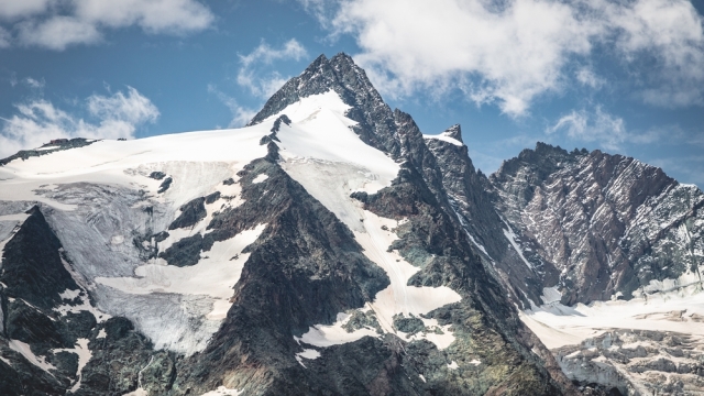 Ένοχος για ανθρωποκτονία ορειβάτης που άφησε τη σύντροφό του να πεθάνει στο υψηλότερο βουνό της Αυστρίας