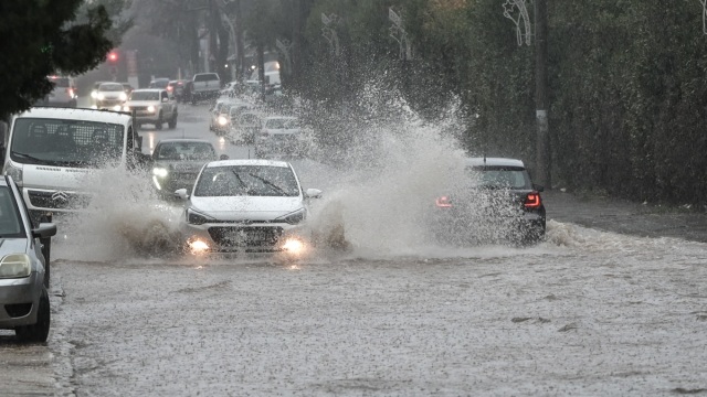 Καιρός: Σε Άρτα, Κέρκυρα και Ιωάννινα τα μεγαλύτερα ύψη βροχής, πού αναμένονται καταιγίδες και χαλάζι το Σάββατο