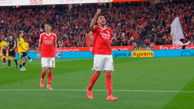 Τα πρώτα βήματα του Παυλίδη: Από το πάρκο της γειτονιάς μέχρι το «Ντα Λουζ»
