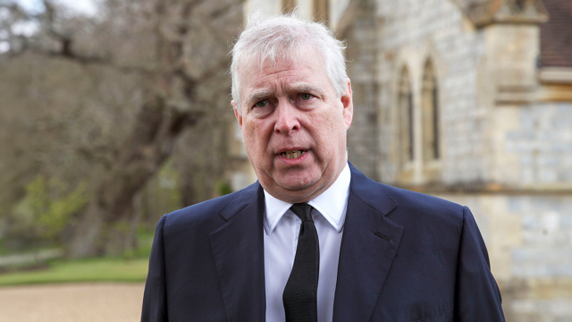 Αστυνομικοί της Σκότλαντ Γιαρντ παρείχαν ασφάλεια σε πάρτι του Επστάιν με παρόντα τον Άντριου το 2010