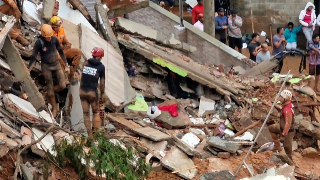 Βραζιλία: Τουλάχιστον 22 άνθρωποι έχασαν τη ζωή τους από τις καταρρακτώδεις βροχές