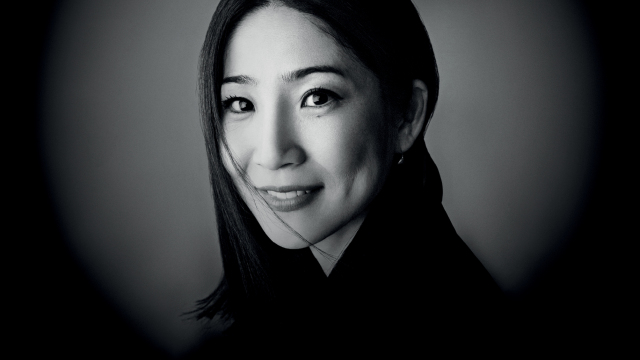 H Hiromi Ueda, η Global Makeup Artist του οίκου Armani beauty, μας μιλά για τη δύναμη του φυσικού μακιγιάζ
