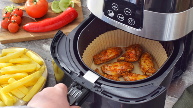 Κατανάλωση ρεύματος: Το κόστος λειτουργίας ενός air fryer στην πράξη
