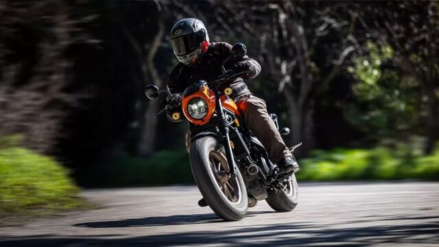 Δοκιμάζουμε την αντισυμβατική Honda CMX 500 Rebel SP - Πόσο κοστίζει στην Ελλάδα;