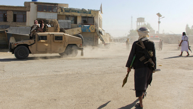 Μεγάλη επίθεση των Αφγανών σε «προκεχωρημένα φυλάκια» του Πακιστάν, απαντήσαμε άμεσα και ισχυρά λέει το Ισλαμαμπάντ