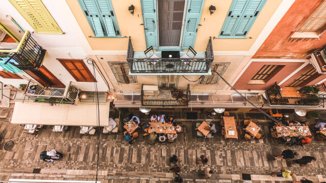 Πολιτισμός, φύση και μία σπουδαία πόλη: 3 ημερήσιες εκδρομές με παιδιά για την άνοιξη
