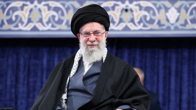 New York Times: Για λόγους ασφαλείας καθυστερεί η ανακοίνωση του διαδόχου του Χαμενεΐ, λένε στην Τεχεράνη