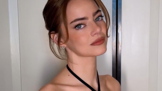 «Prom Updo»: Το must χτένισμα για την άνοιξη που υιοθετούν όλες οι celebrities
