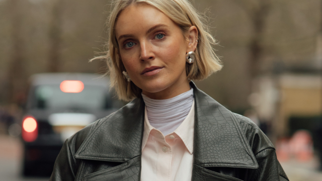 Πέντε tips που βοηθούν να διατηρηθούν τα ξανθά μαλλιά υγιή μετά τη βαφή
