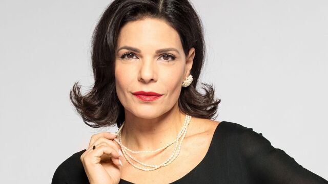 Μαρίνα Ασλάνογλου: Θα την δούμε το καλοκαίρι στις «Εκκλησιάζουσες» του Αριστοφάνη 