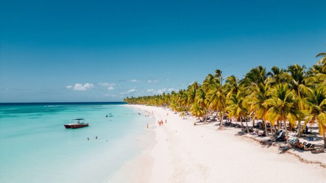 Δομινικανή Δημοκρατία: Ένας κόσμος εμπειριών στην Καραϊβική - Γιατί αξίζει μια θέση στην ταξιδιωτική σας λίστα