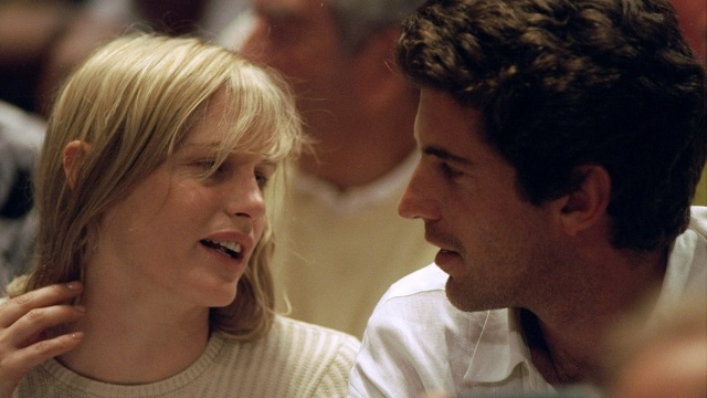 Ντάριλ Χάνα: Επιχειρεί να διαψεύσει τα «ψεύδη» της σειράς «Love Story» - «Δεν έκανα ποτέ κοκαΐνη»