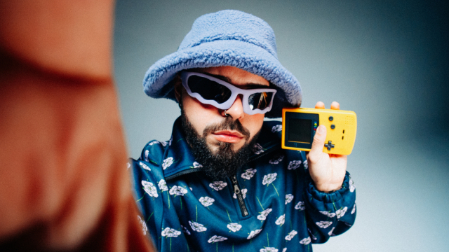 Ακύλας: Την Τετάρτη θα κυκλοφορήσει το βιντεοκλίπ του «Ferto»