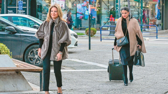 Η Μαρία (Καρυστιανού) έμεινε μόνη με τη Μαρία (Γρατσία) σε ένα κόμμα χωρίς όνομα