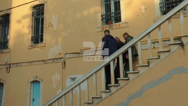 Ποινική δίωξη για κατασκοπεία στον Πολωνό που συνελήφθη στη Σούδα, τη Δευτέρα η απολογία
