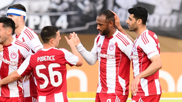 Εύκολο πέρασμα του Ολυμπιακού από την Κρήτη, ισοπαλίες σε Λάρισα και Σέρρες, δείτε τα γκολ και τη βαθμολογία 