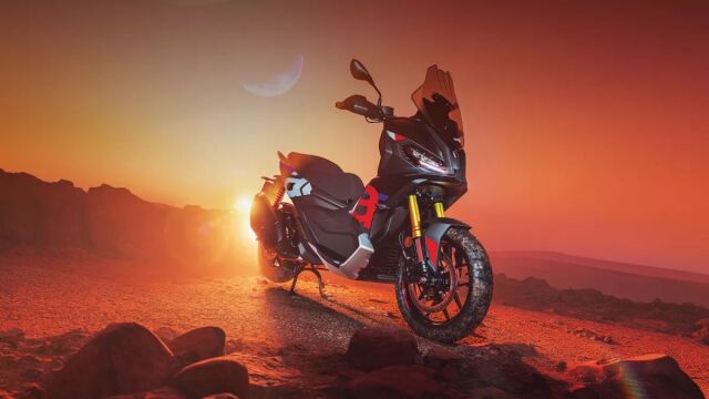 Πόσο κοστίζει το νέο crossover scooter της Aprilia στην Ελλάδα;