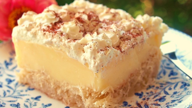 5 κλασικά γλυκά και ποτά στα οποία επιστρέφουμε πάντα
