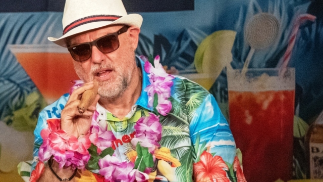 «BORA-BORA»: Μια κωμωδία του Κώστα Παπαγεωργίου στην Κόκκινη Σκηνή του Θεάτρου της Ημέρας
