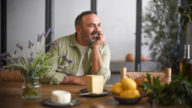 Ανδρέας Λαγός: «Δεν με ενδιαφέρει να αφηγηθώ ιστορίες, αλλά να ενεργοποιήσω αναμνήσεις»