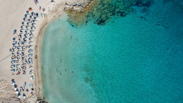 Το ελληνικό νησί που αναδείχθηκε από το γερμανικό Esquire ως ο πιο μυστικός ονειρεμένος προορισμός στην Ευρώπη