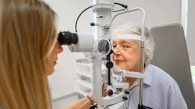 Μάτια: Τι πρέπει να γνωρίζουμε για το σπάνιο αλλά σοβαρό χοριοειδικό μελάνωμα
