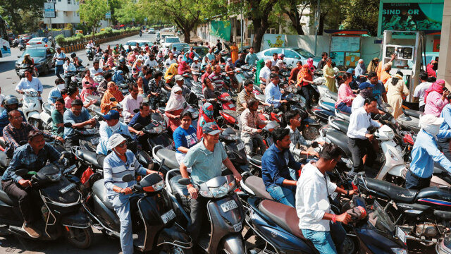 Συναγερμός για ενέργεια, επιτόκια, τρόφιμα και «εφιάλτες» αναλυτών για πετρέλαιο στα 200 δολάρια το βαρέλι