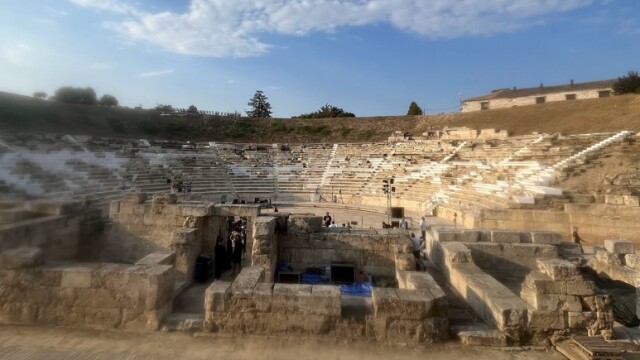 Αποκαθίσταται το σκηνικό οικοδόμημα του αρχαίου θεάτρου της Λάρισας, θωρακίζεται με έργα πυροπροστασίας
