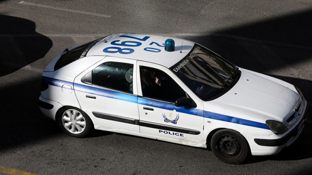 Εξαρθρώθηκε στην Λαμία σπείρα που «άδειαζε» σπίτια την ώρα που οι ιδιοκτήτες τους ήταν στις εκκλησίες  