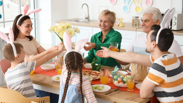 Αρνί ή κατσίκι; Η διατροφολόγος εξηγεί τα πάντα για το πασχαλινό τραπέζι
