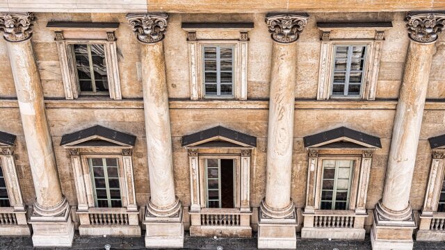 Μιλάνο: 5 εμβληματικά κτήρια του Ρασιοναλισμού και η αρχιτεκτονική της ισχύος