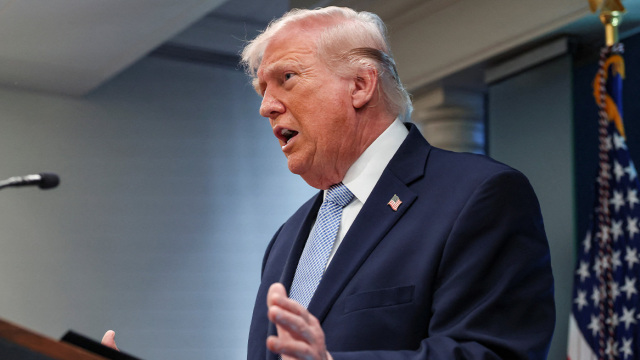 Άμεση ανάλυση: Η τελευταία προσπάθεια εξόδου του Τραμπ από τον πόλεμο και το ανέλπιστο δώρο στο Ιράν