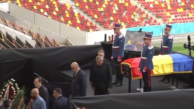 Μιρτσέα Λουτσέσκου: Σε λαϊκό προσκύνημα στη Nationala Arena η σορός του, δείτε βίντεο