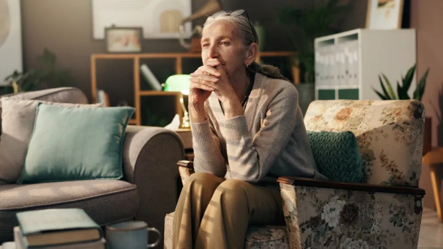 Άνοια: 4 «άγνωστες» μορφές της νόσου που δεν ξεκινούν (πάντα) με απώλεια μνήμης
