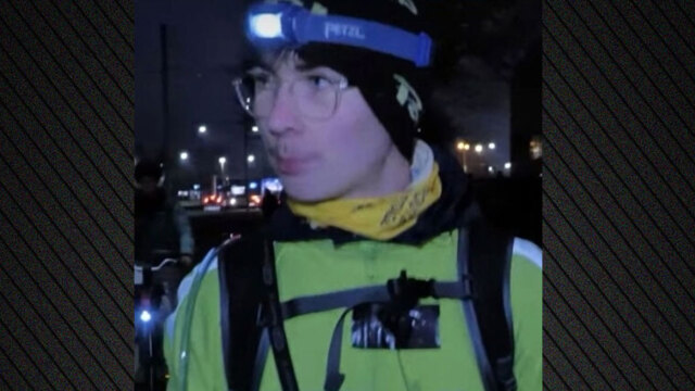 18χρονος περπατά 32 χλμ. κάθε μέρα για έναν συγκλονιστικό σκοπό - Η ιστορία του συγκινεί
