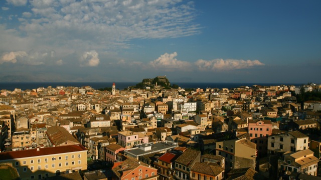 Πάσχα στην Κέρκυρα: 3 αυθεντικές εμπειρίες που δίνουν άλλο νόημα στο ταξίδι