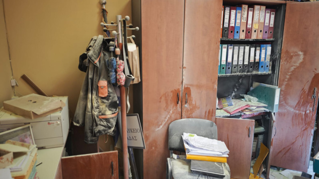 Μηνύσεις και αγωγές από τον δήμο Γλυφάδας για τους βανδαλισμούς στο 5ο Λύκειο