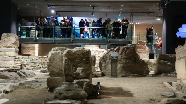 To μετρό της Θεσσαλονίκης εντυπωσίασε την Telegraph: Μετέτρεψε την πόλη στον καλύτερο αστικό παραθαλάσσιο προορισμό της Ευρώπης