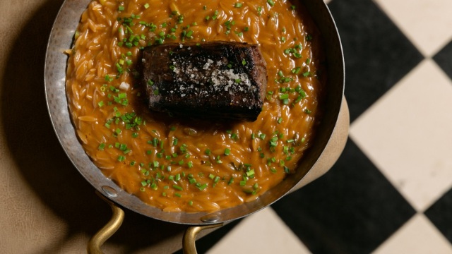 Nava Gastrobar: Για ηπειρώτικο κρέας, ιαπωνική namelaka σ' ένα ιστορικό κτίριο στα Ιωάννινα