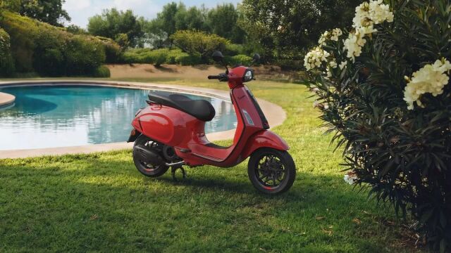 Πόσο κοστίζουν οι νέες Vespa Primavera και Sprint S στην Ελλάδα;