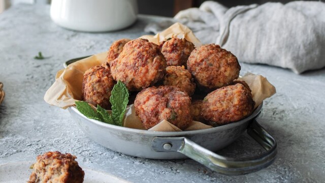 13 συνταγές για κεφτέδες για όλα τα γούστα: Με κρέας, λαχανικά ή ψάρι
